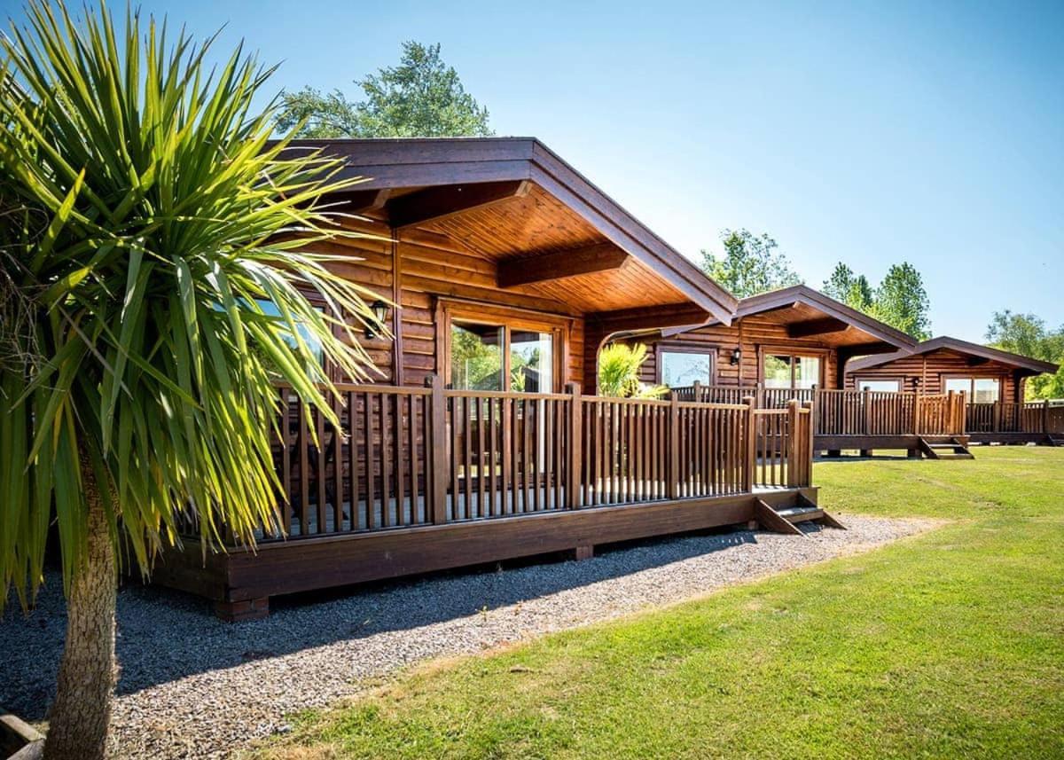 Fingle Glen Lodges Whitestone Экстерьер фото